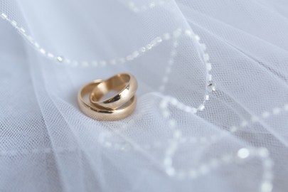 white-rings-decoration-macro